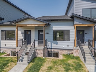 216 S Dewey Ave, Reedsburg, WI 53959