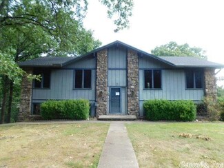 2 Warwick Rd, Little Rock, AR 72205