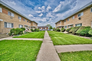 9666 Lois Dr Unit D, Des Plaines, IL 60016