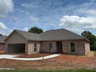 103 Caleb Cove, Carthage, MS 39051