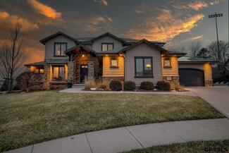 19609 Elk Ridge Cir, Elkhorn, NE 68022