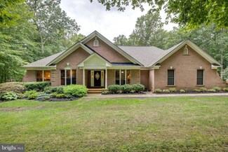 10836 Henderson Rd, Fairfax Station, VA 22039