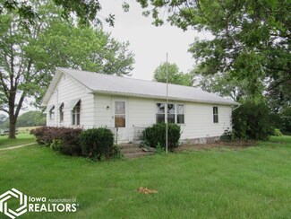 28031 Rainbow Ave, Bloomfield, IA 52537