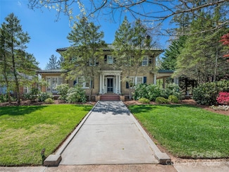 218 Kimberly Ave, Asheville, NC 28804