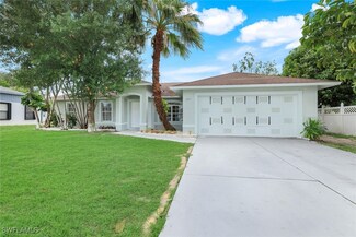 1717 43rd St SW, Naples, FL 34116