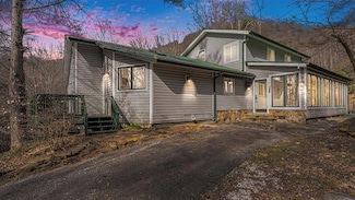 178 Courthouse Gap Rd, Clayton, GA 30525