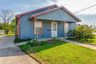 900 Bessie St, Fort Worth, TX 76104