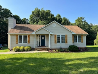 4375 Pumping Station Rd, Appomattox, VA 24522