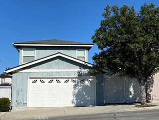 3725 Countryside Ln, Long Beach, CA 90806