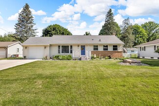 2606 S Saint Anthony St, Jackson, MI 49203