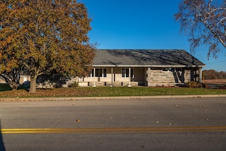 147 4th Ave SE, Spring Grove, MN 55974