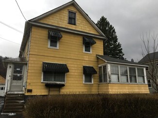 59 N Summer St, Adams, MA 01220