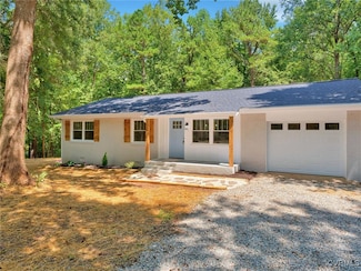 15531 Kennons Ln, Amelia Court House, VA 23002