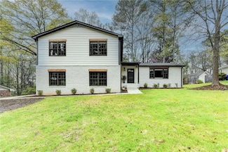 1450 Cedarhurst Dr, Atlanta, GA 30338
