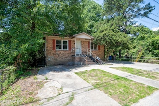 136 Central Ave, Rockingham, NC 28379