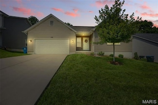1161 Foxwood Estates Dr, Arnold, MO 63010
