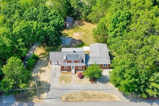 235 Groton Rd, North Chelmsford, MA 01863