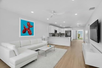 529 NE 18th St Unit 531, Boca Raton, FL 33432