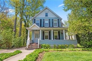 120 Seguine Ave, Staten Island, NY 10309