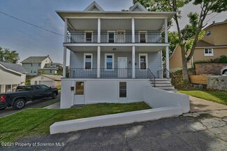 147 E Pine St, Dunmore, PA 18512