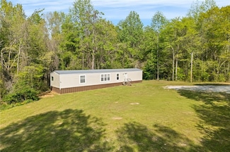 3245 County Road 12, La Fayette, AL 36862