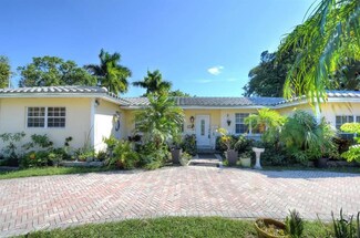 2206 SE 14th St, Pompano Beach, FL 33062