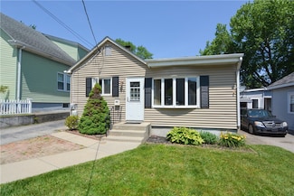 57 Vivian Ave, Pawtucket, RI 02860