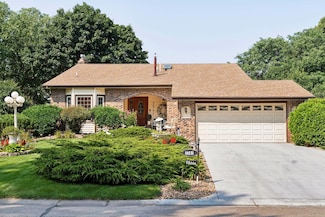 7741 Kentucky Cir N, Brooklyn Park, MN 55445