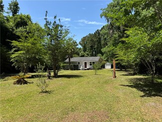 13327 U S 17, Woodbine, GA 31569