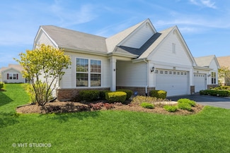 1674 Francis Dr, Pingree Grove, IL 60140