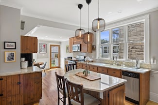 3146 S Kinnickinnic Ave, Milwaukee, WI 53207