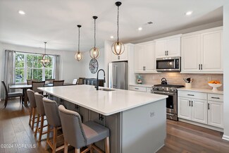 2206 Evans Ln, Middletown, NJ 07748