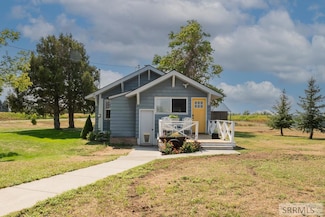 498 E River Rd, Firth, ID 83236