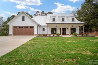 2037 37th Ave NE, Hickory, NC 28601
