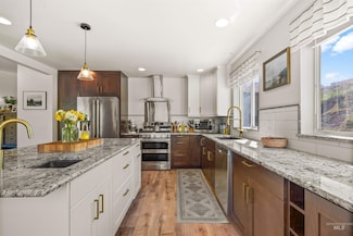 1977 Golfview Dr, Clarkston, WA 99403