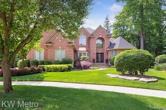 14163 Longneedle Ct, Shelby Township, MI 48315