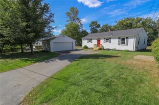 1 Cherokee Ave, Cumberland, RI 02864