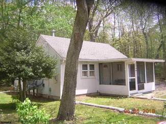 32 Moores Beach Rd, Delmont, NJ 08314