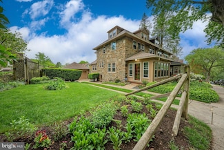 710 Stradone Rd, Bala Cynwyd, PA 19004
