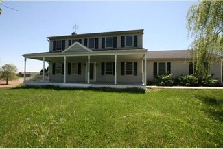172 Mountain Rd, Lenhartsville, PA 19534