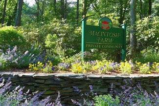 44 Cortland Dr, Sharon, MA 02067