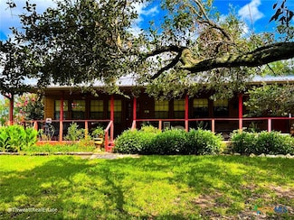 1069 Farm To Market 1444, Burlington, TX 76519
