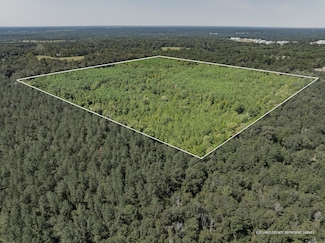 00 Mississippi 588, Collins, MS 39428