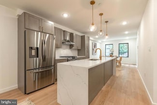 850 N 19th St Unit 1, Philadelphia, PA 19130