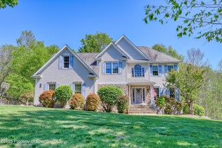 157 McEsther Dr Unit L 31, Covington Township, PA 18424