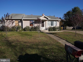 39 Oak Ct, Annapolis, MD 21401