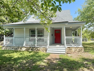 703 N Cleveland Ave, Sherman, TX 75090