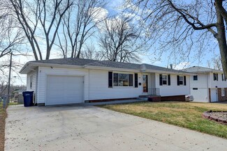 2903 Greene Ave, Bellevue, NE 68147