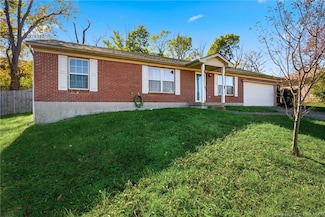 61 Wolfe Trace Ct, New Albany, IN 47150