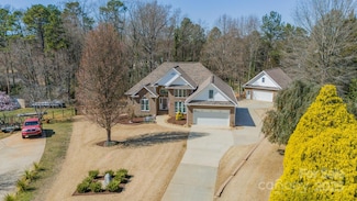 143 Shoreview Dr Unit 7, Mooresville, NC 28117